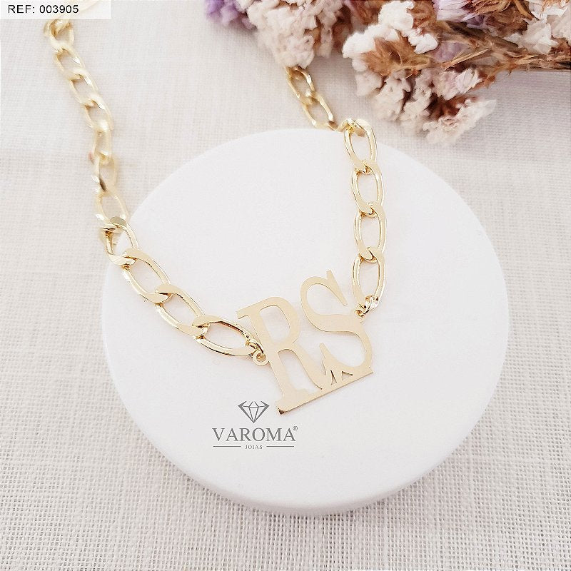 Choker personalizável com 2 letras banhado em ouro 18k