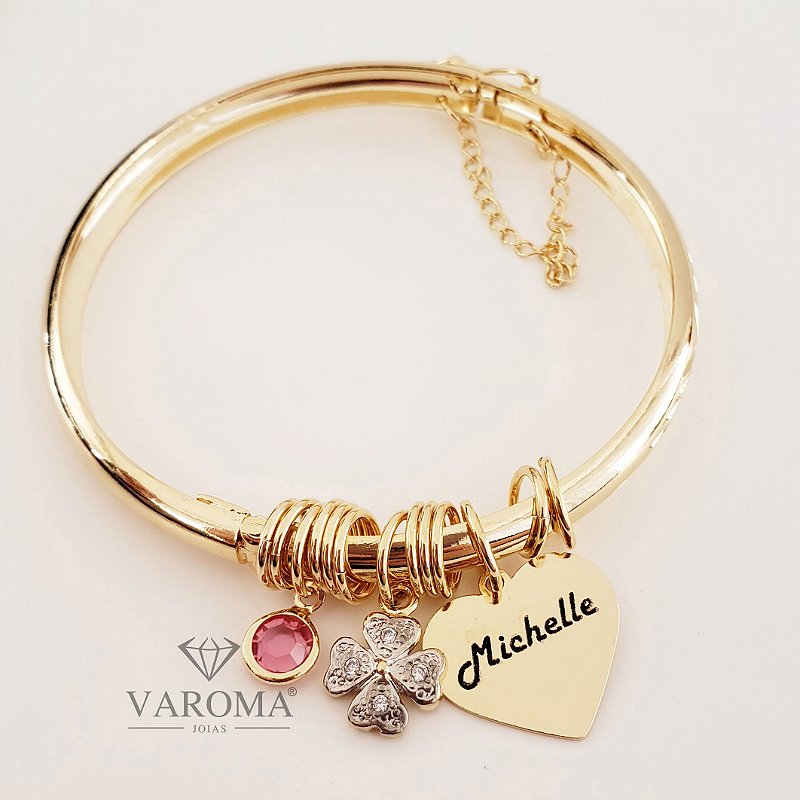 Bracelete de fecho especial Amor e Sorte com coração personalizável  banhado em ouro 18k