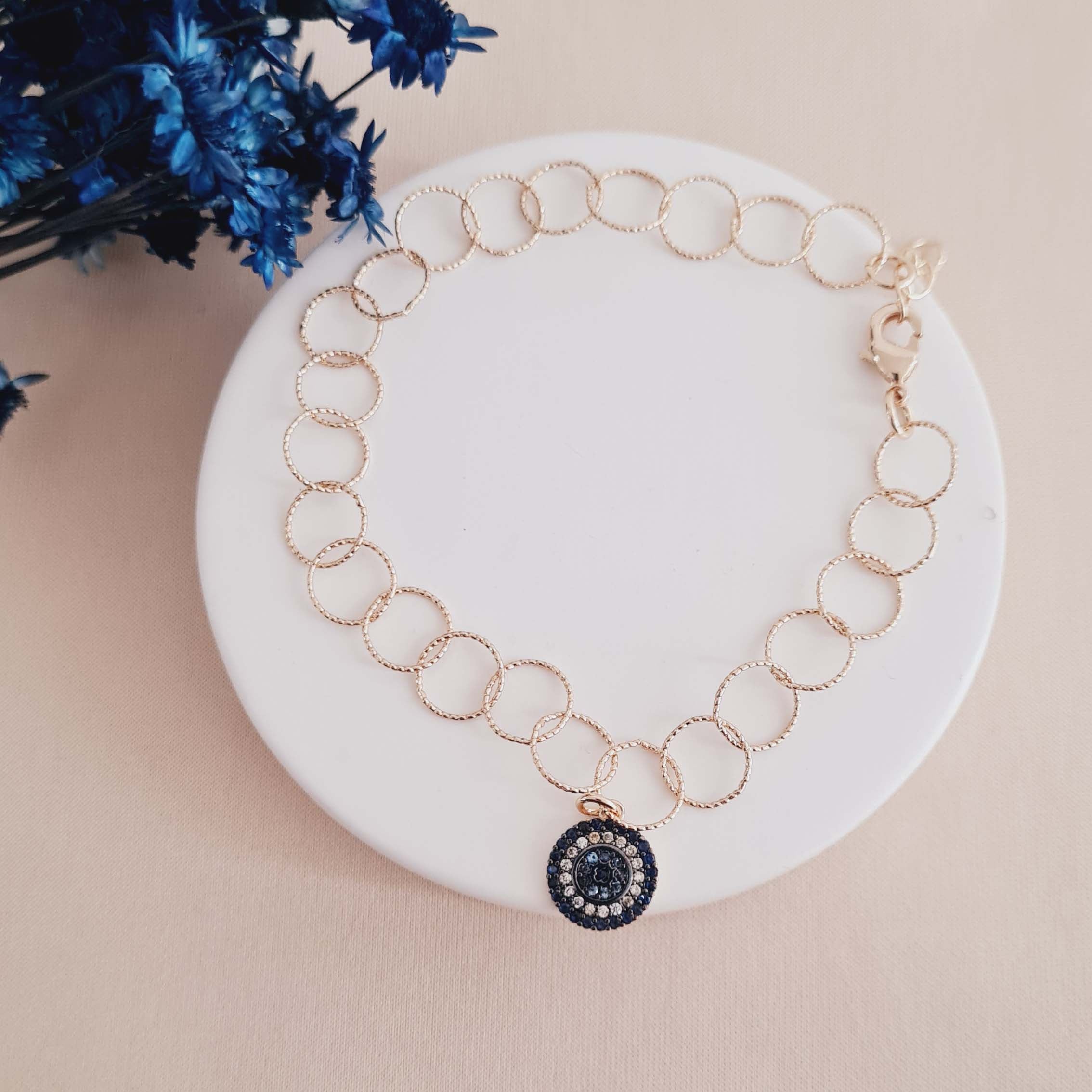 Pulseira com Pingente Redondo Cravejado com Zircônia  Banhado a Ouro 18K