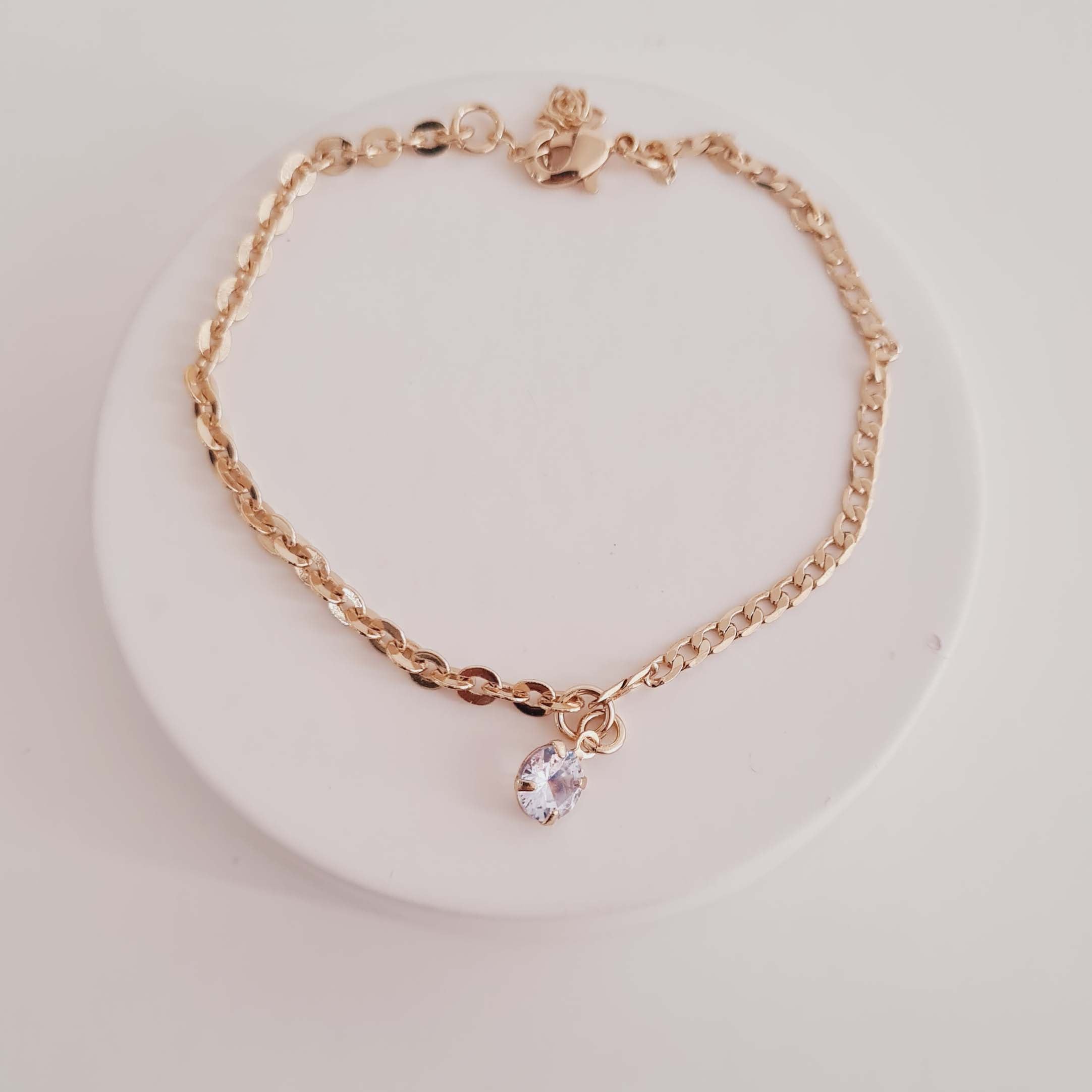 Pulseira com Ponto de Luz Banhado a Ouro 18K