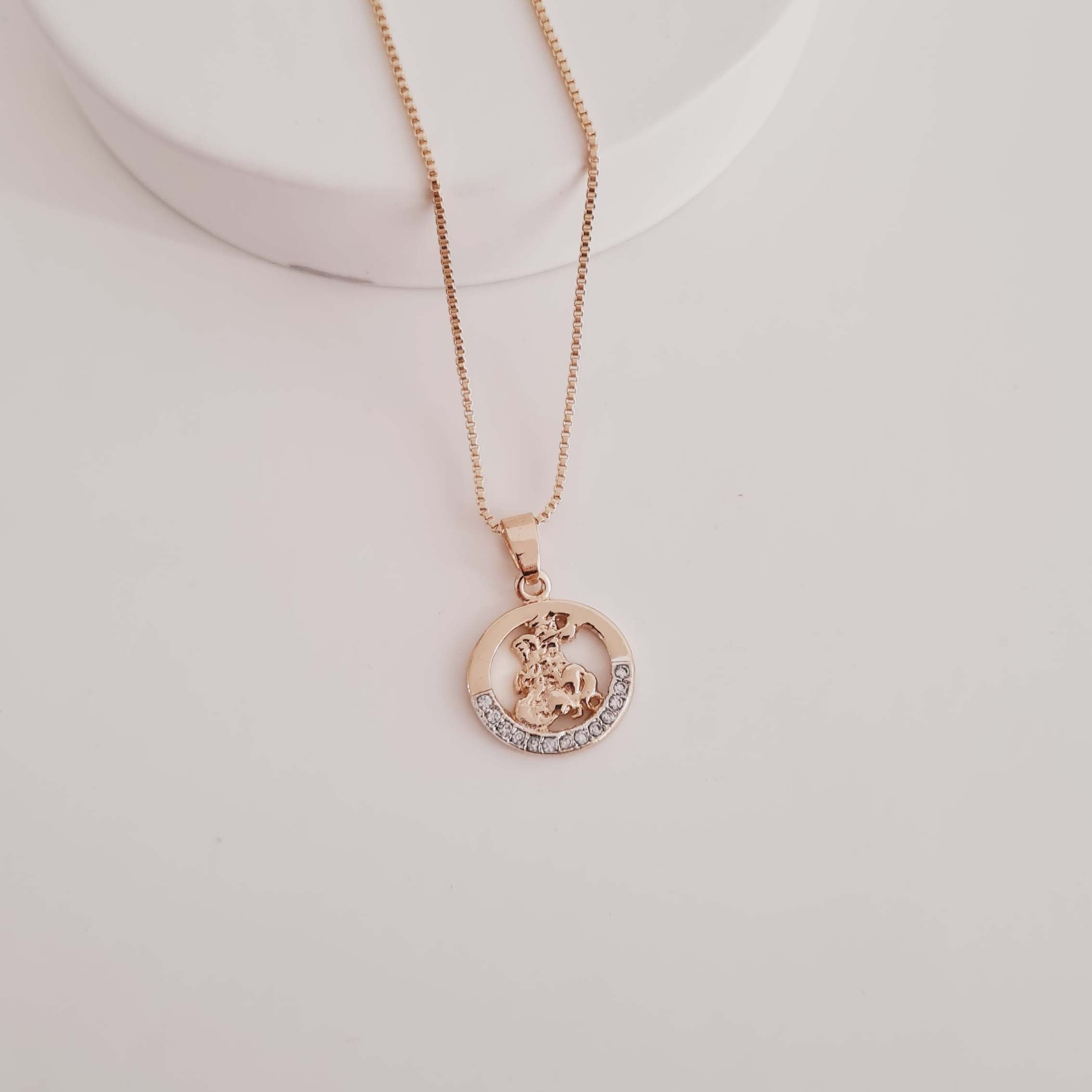 Colar de São Jorge Cravejado Banhado a Ouro 18K