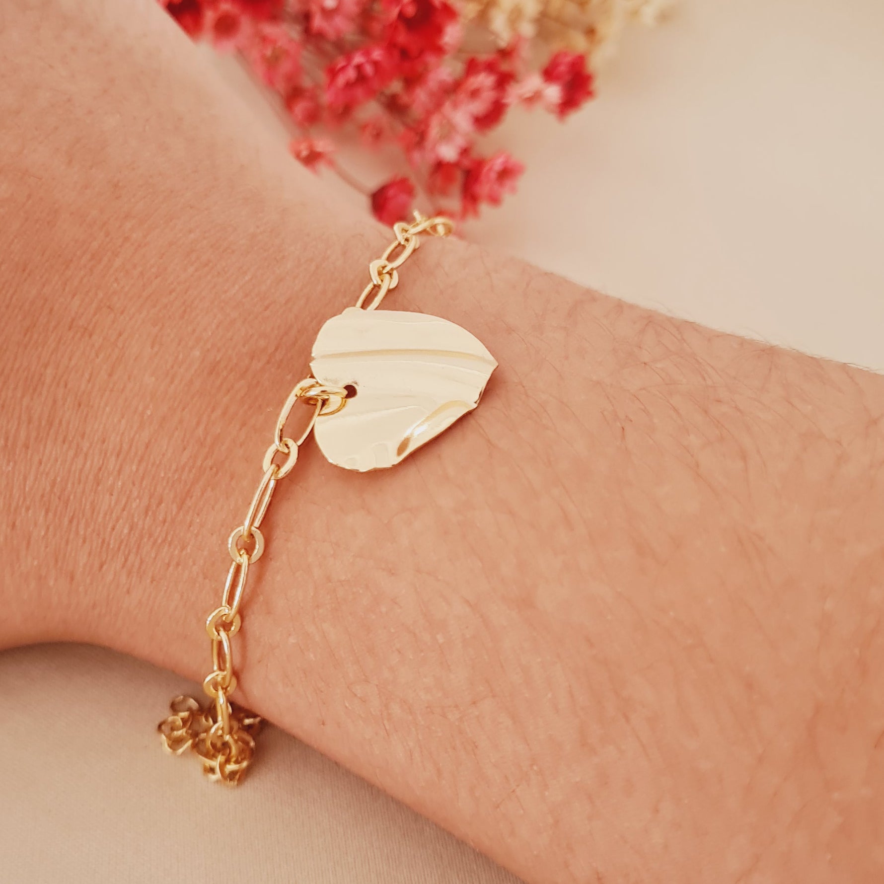 Pulseira com Pingente de Coração Banhada a Ouro 18k