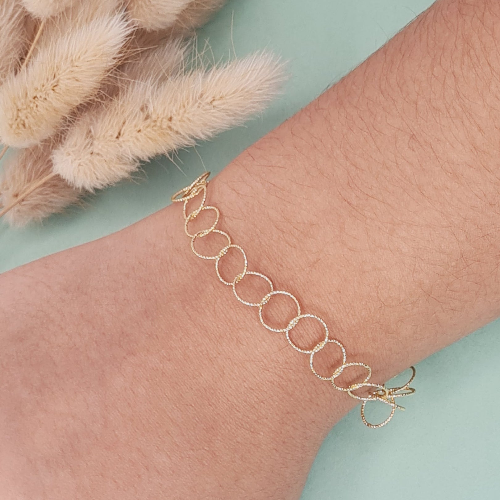 Pulseira de Elos Trabalhados Banhado em Ouro 18K
