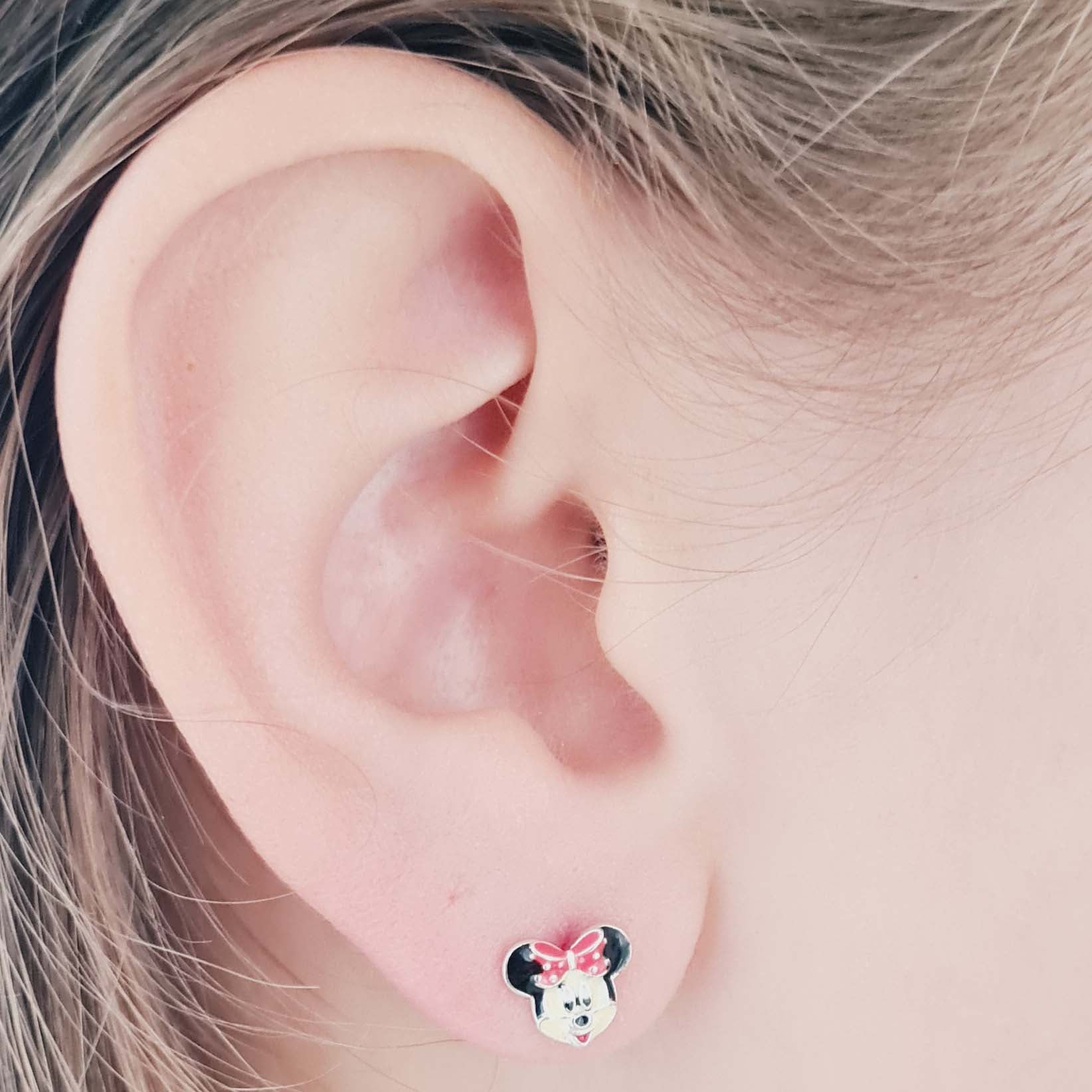 Brinco da Minnie com Resina Colorida em Prata 925