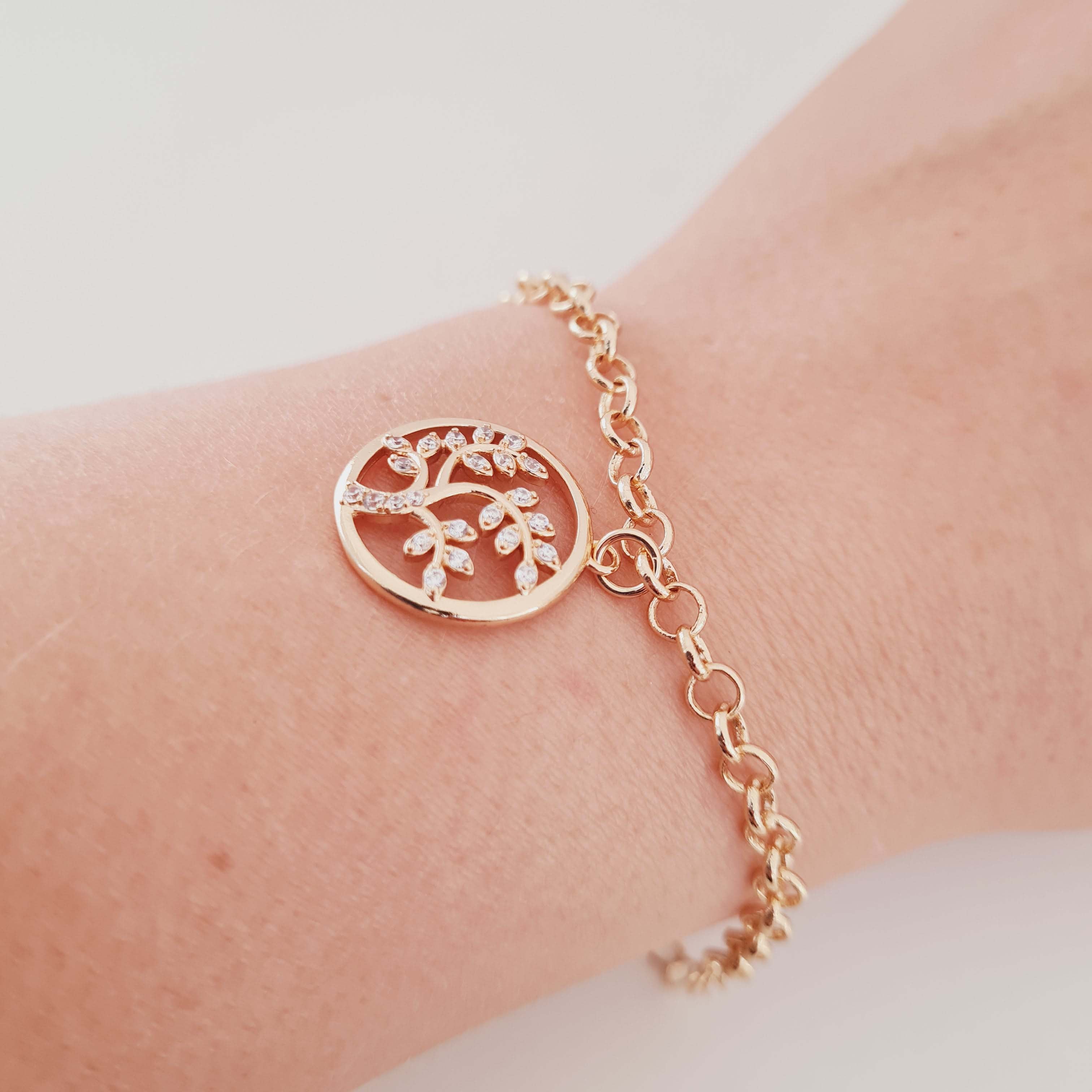 Pulseira com Pingente Árvore da Vida Cravejada