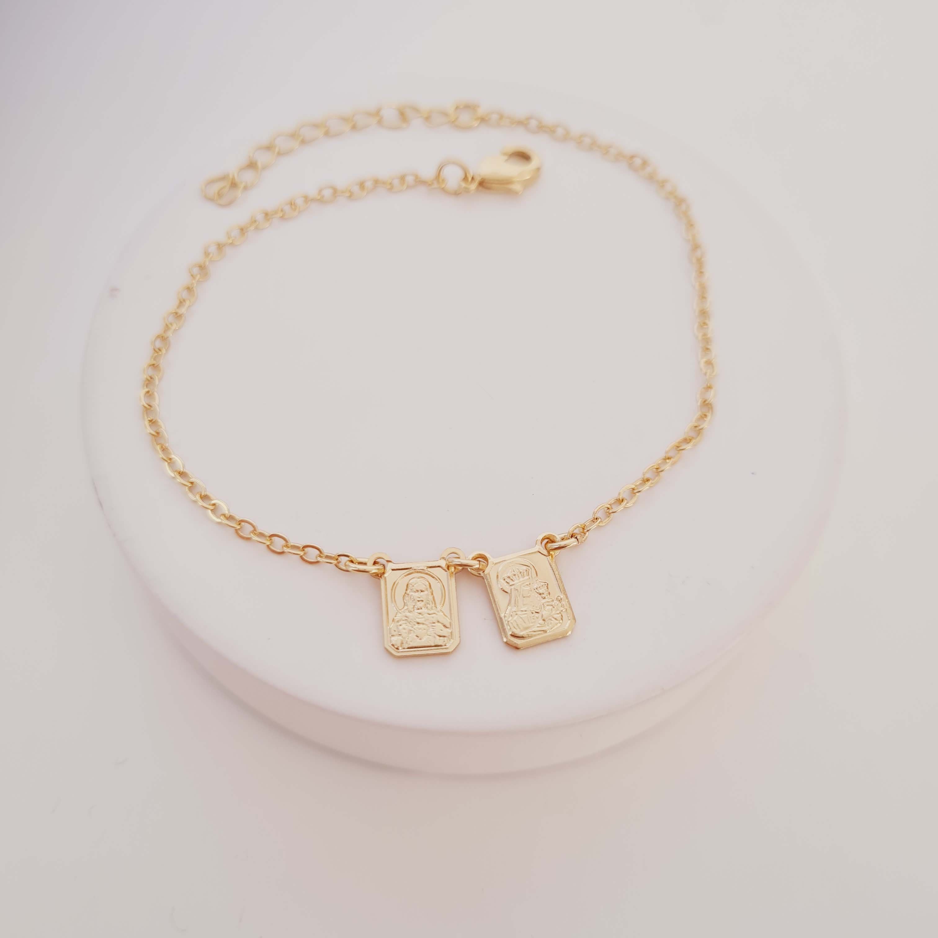 Pulseira Escapulário Fé e Proteção – Medalhas Religiosas Banhadas a Ouro 18k