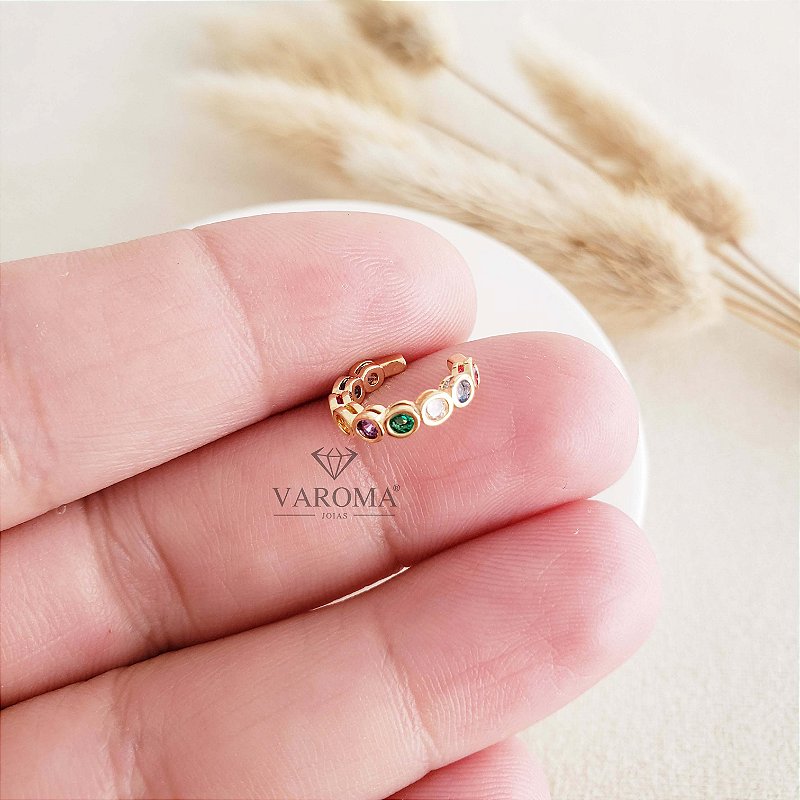 Piercing médio cravejado com zircônias coloridas banhado em ouro 18k