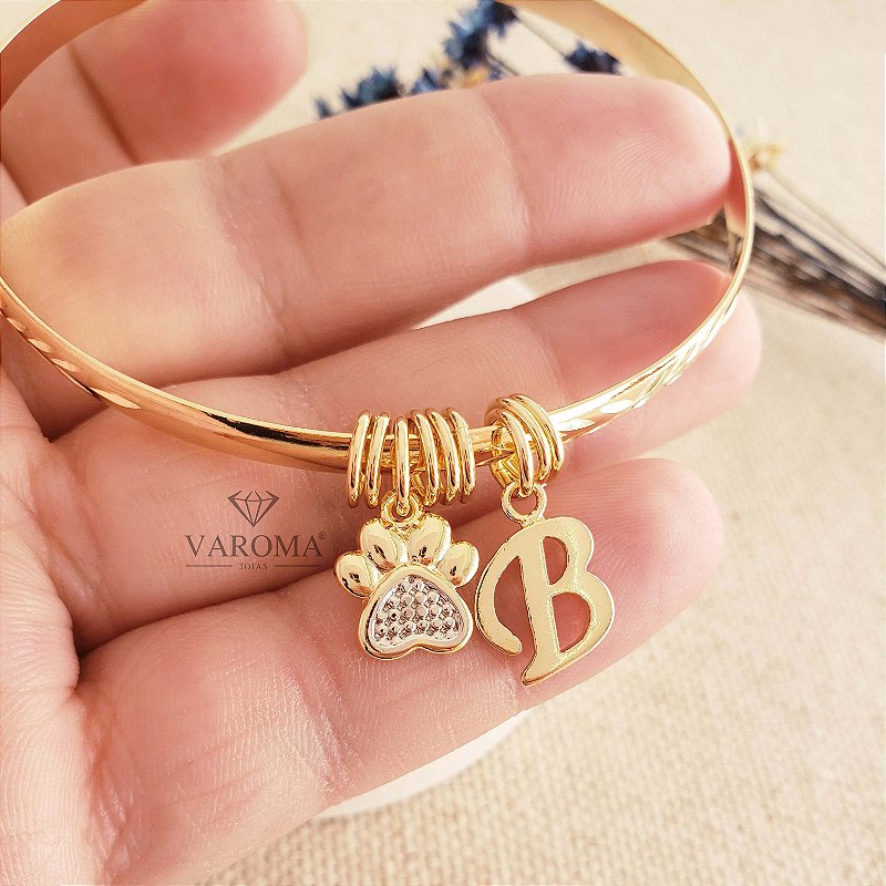 Bracelete com letra personalizável  e patinha banhado em ouro 18k