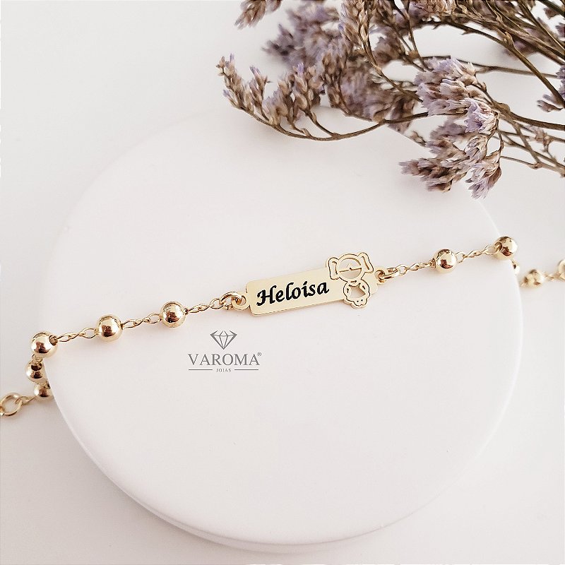 Pulseira infantil personalizável com plaquinha e bolinhas banhado em ouro 18k