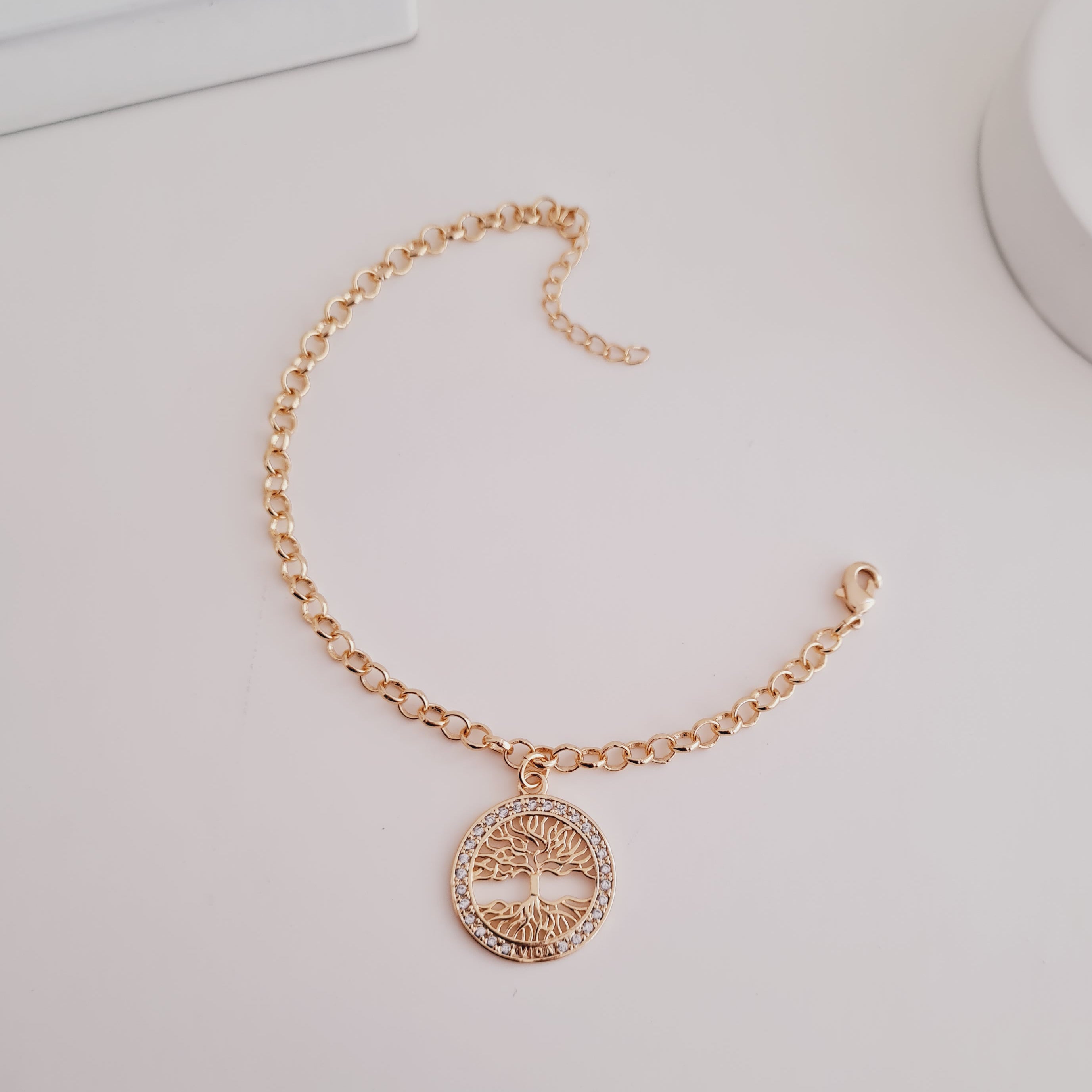 Pulseira elo português com pingente árvore da vida banhada a ouro 18k