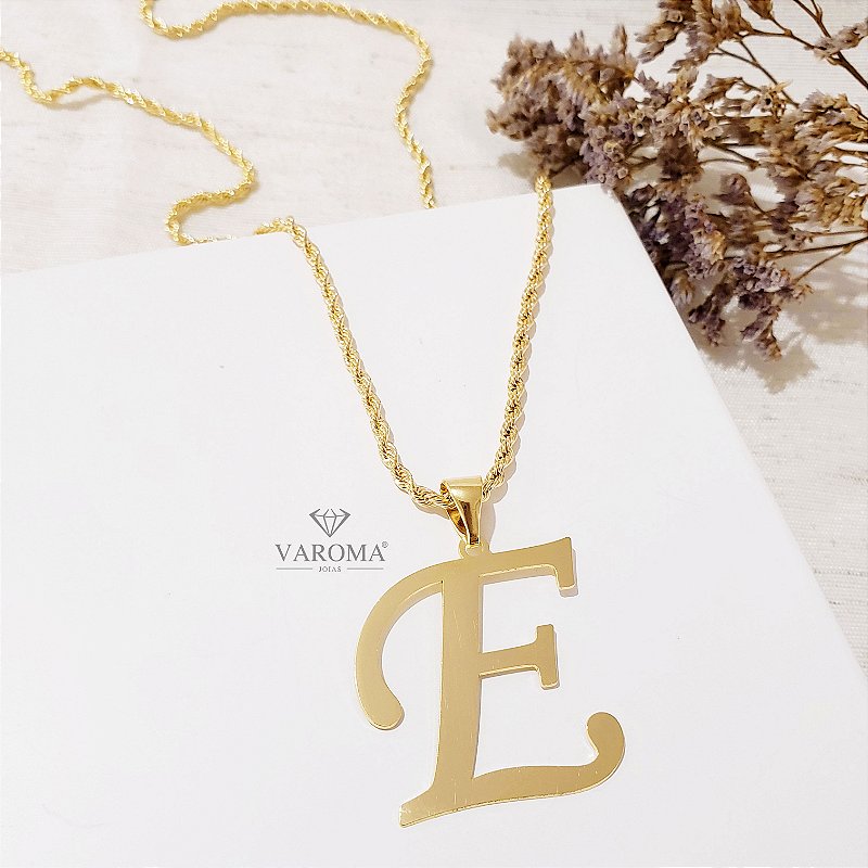 Colar com cordão baiano e letra personalizável banhado em ouro 18k