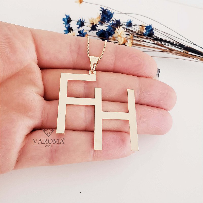 Colar personalizável com duas letras  banhado em ouro 18k