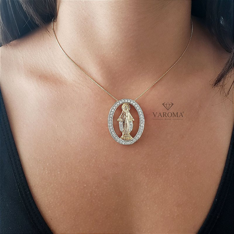 Colar  com pingente de Nossa Senhora as Graças banhado com em ouro 18k