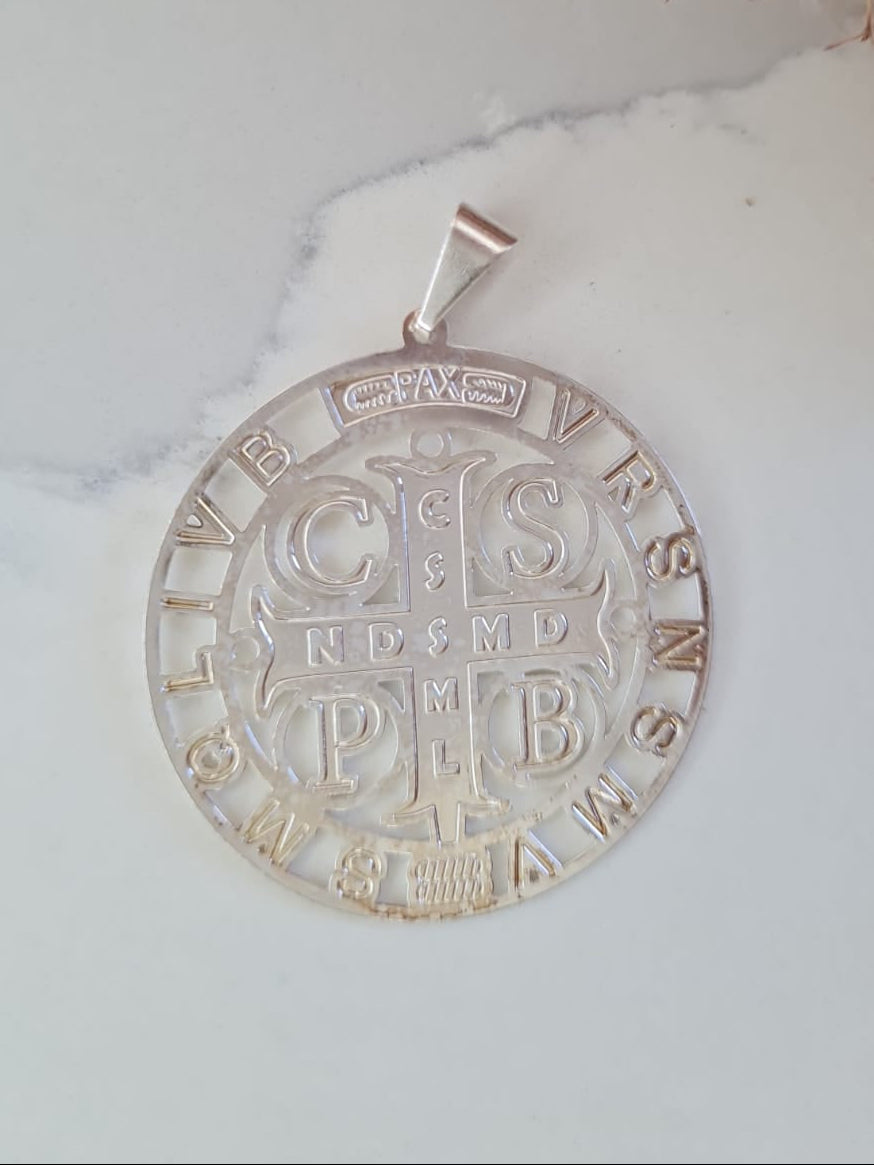 PIngente São Bento | Banhado em prata925