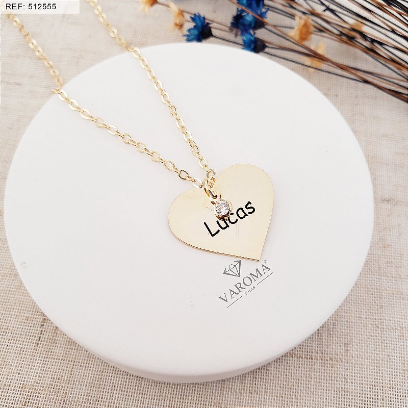 Colar especial  com coração personalizável  e ponto de luz cristal  banhado em ouro 18k