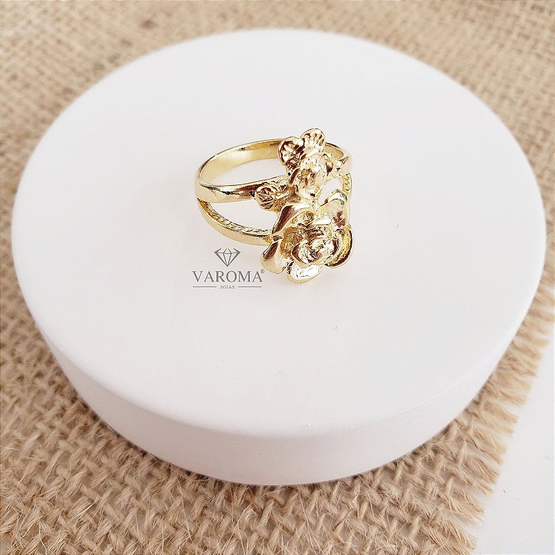 Anel com flores banhado em ouro 18K