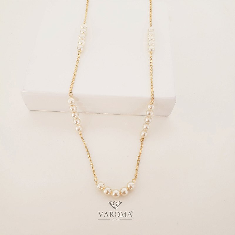 Choker com pérolas banhadas em ouro 18k