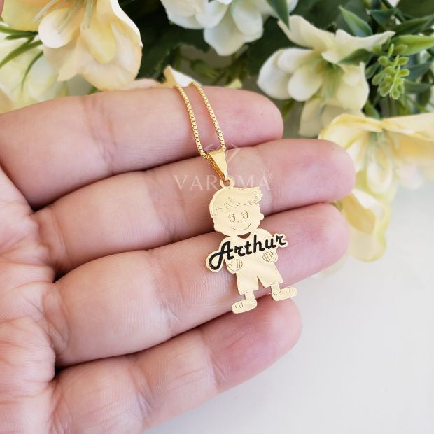 Colar com filho e nome personalizável  banhado em ouro 18k