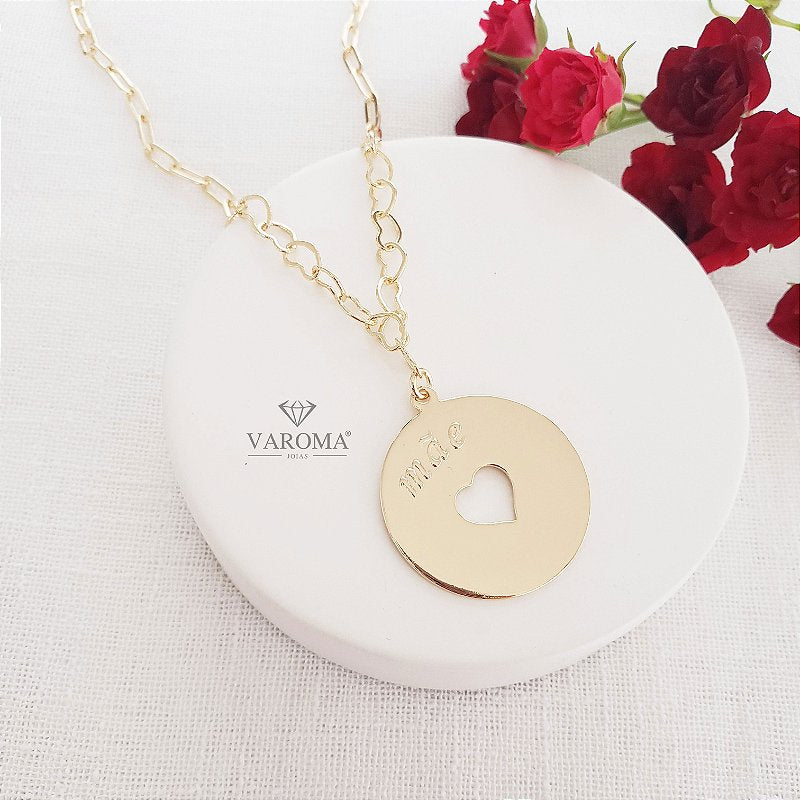 Colar  Amor de mãe com corrente estilizada  banhado em ouro 18k